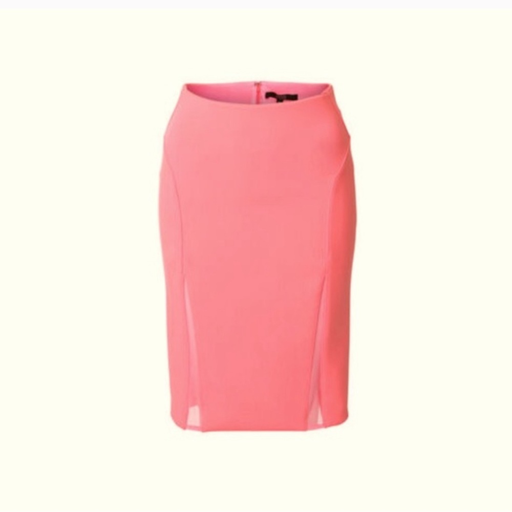Guess Los Angeles - Size Small - Modern scuba knit skirt